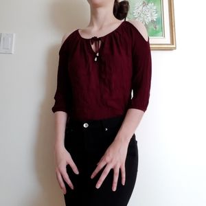 4/25$ 🌻 Cold shoulder Dynamite 3/4 length sleeve